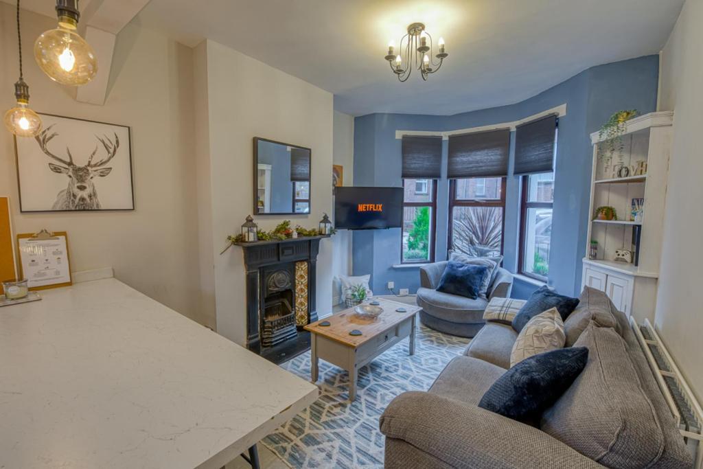 בלפסט Charming City Home, Beside The Serene Ormeau Park מראה חיצוני תמונה