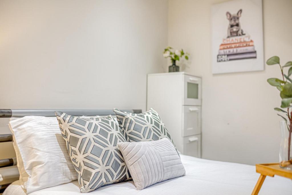 בלפסט Charming City Home, Beside The Serene Ormeau Park מראה חיצוני תמונה